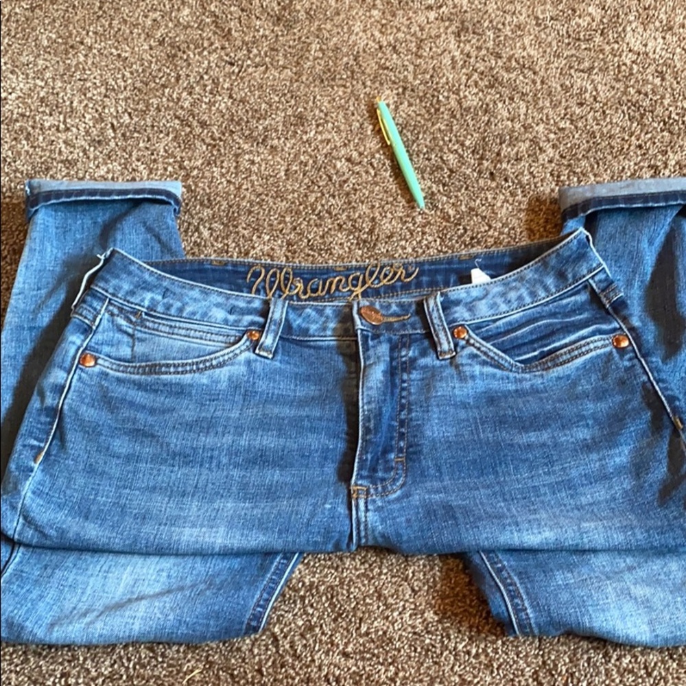 Ⓦⓞⓜⓔⓝ'ⓢ ⓦⓡⓐⓝⓖⓛⓔⓡ ⓢⓚⓘⓝⓝⓨ